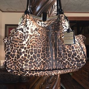 EUC JESSICA SIMPSON LEOPARD HANDBAG, ITS VERY NICE